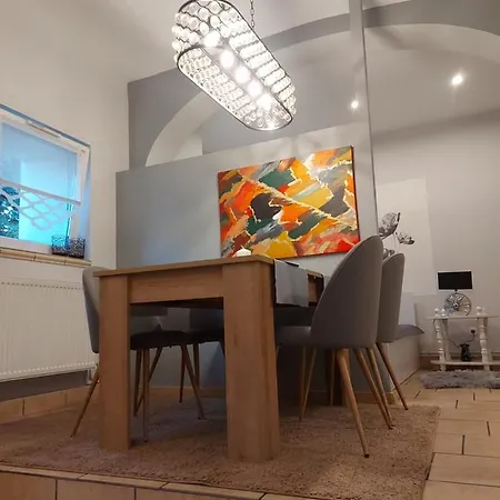 Przy Ratuszu Apartment